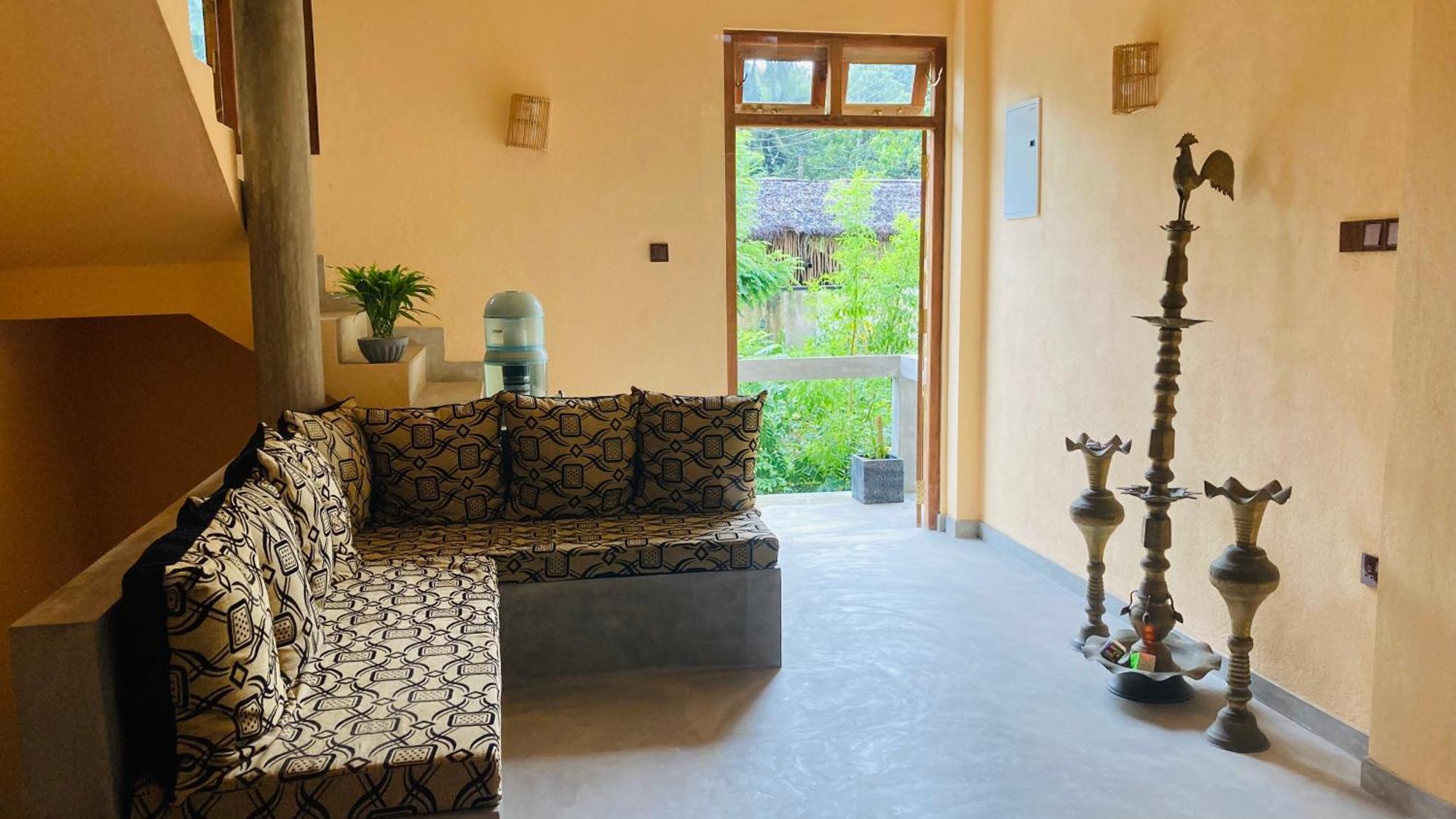 Appartement Ayubowan Hiriketiya à Dikwella Extérieur photo